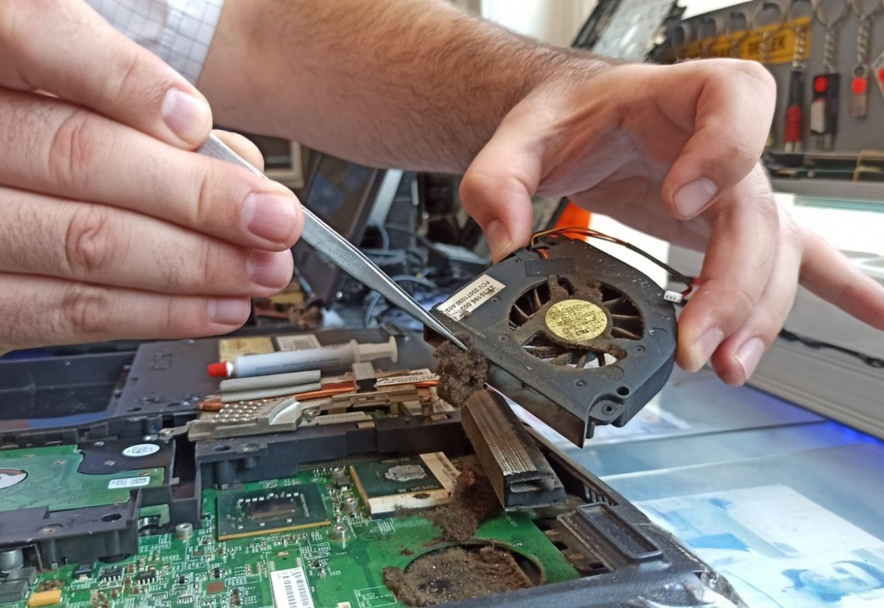 Notebook Fan Bakımı ve Termal Macun İşleminin Önemi